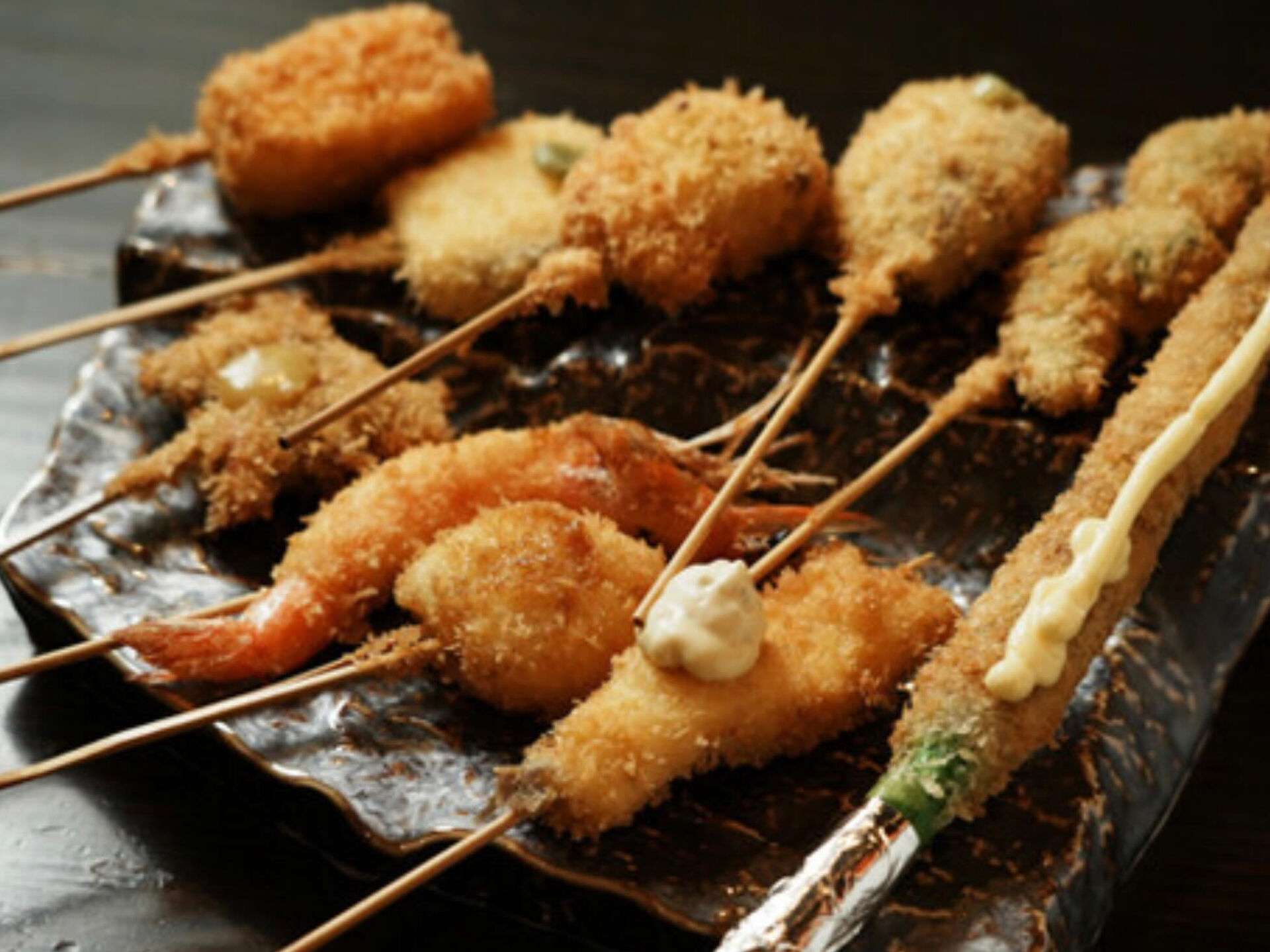 何本でも食べやすい軽い串かつ